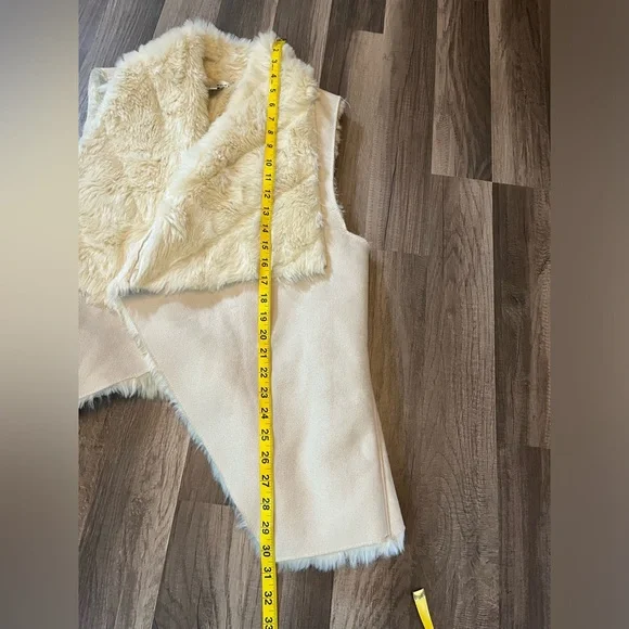 WD NY Faux Suede & Fur Vest Cream & Tan SZ L - Picture 10 of 10